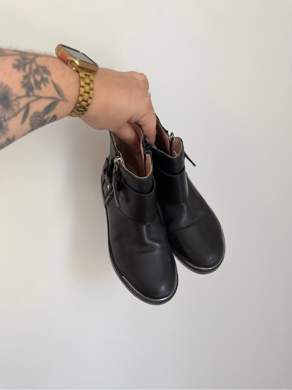 Zara Kids Black Leather Ankle Boots with Silver Buckles & Zippers (Size EU32)
